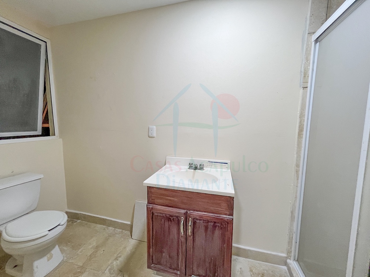 Maralinda P5 - Cuarto de servicio 3